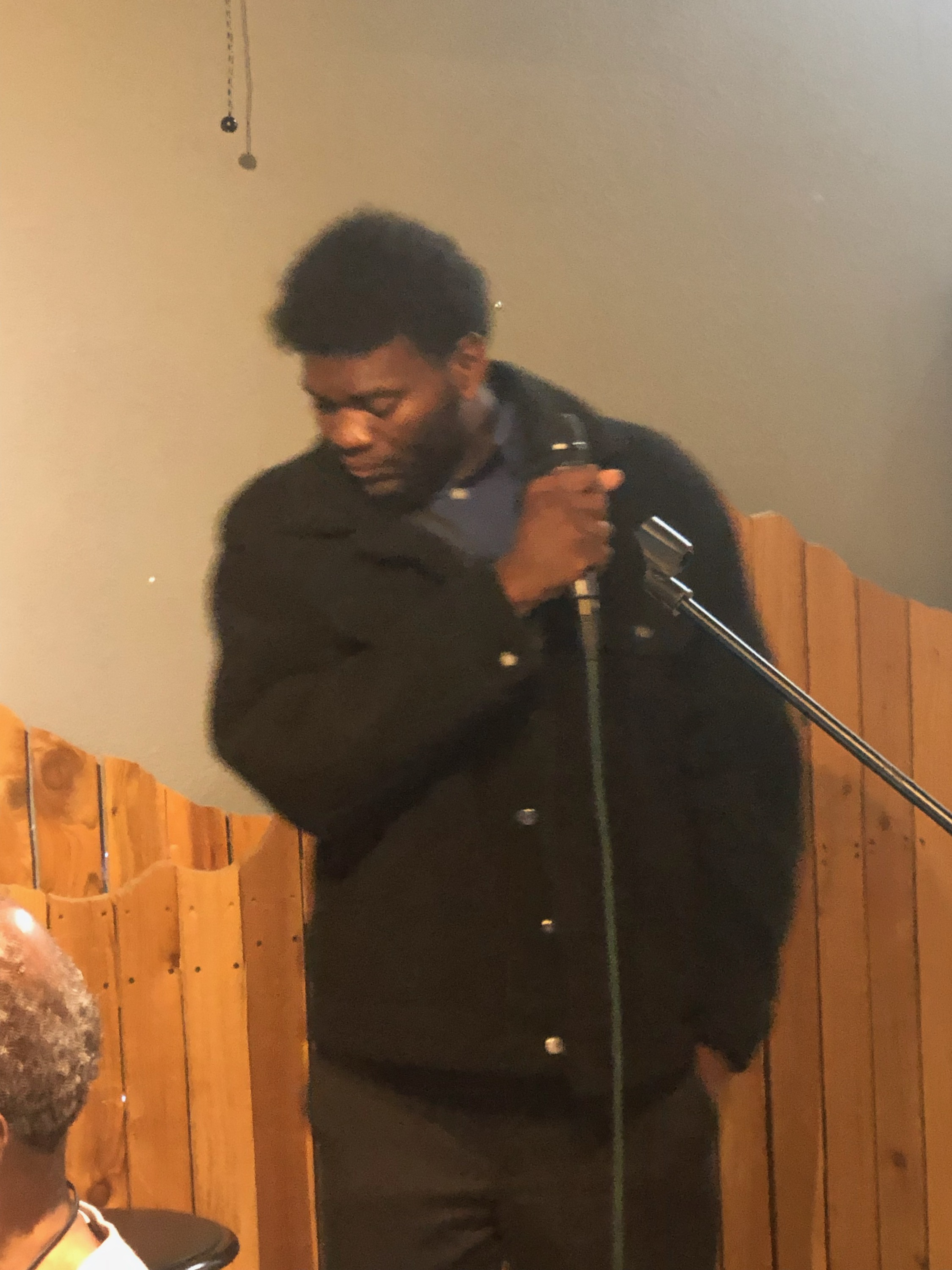 photo of Toni Negus singing